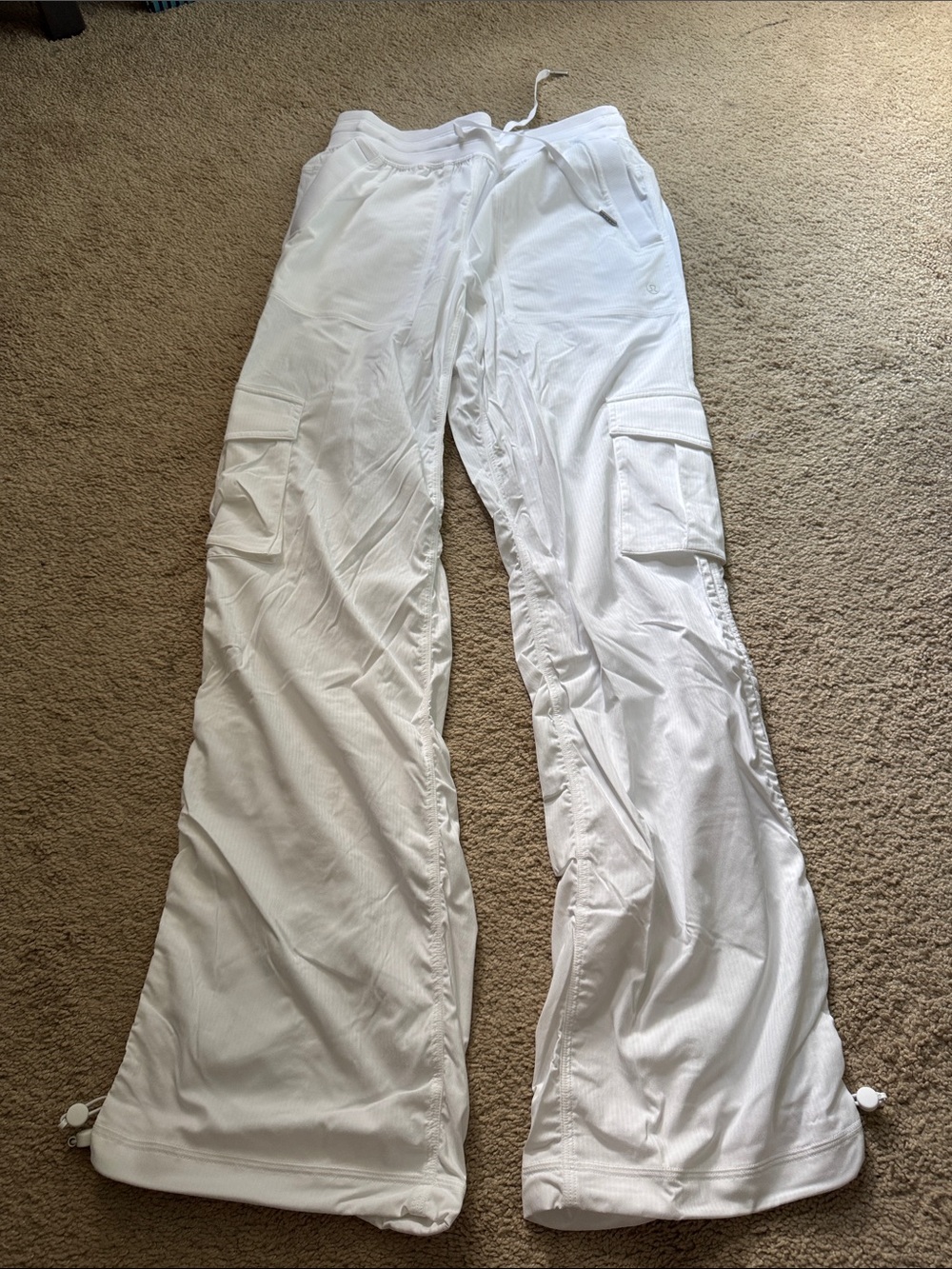 NWOT Lululemon White Cargo Drawstring Pants